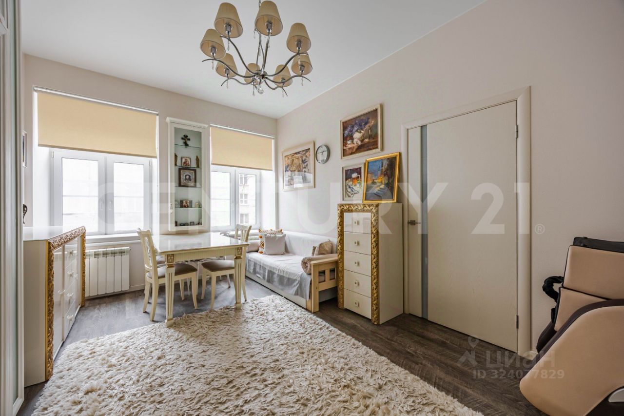 Продажа 1-комн квартиры на вторичном рынке Витебская улица, 19