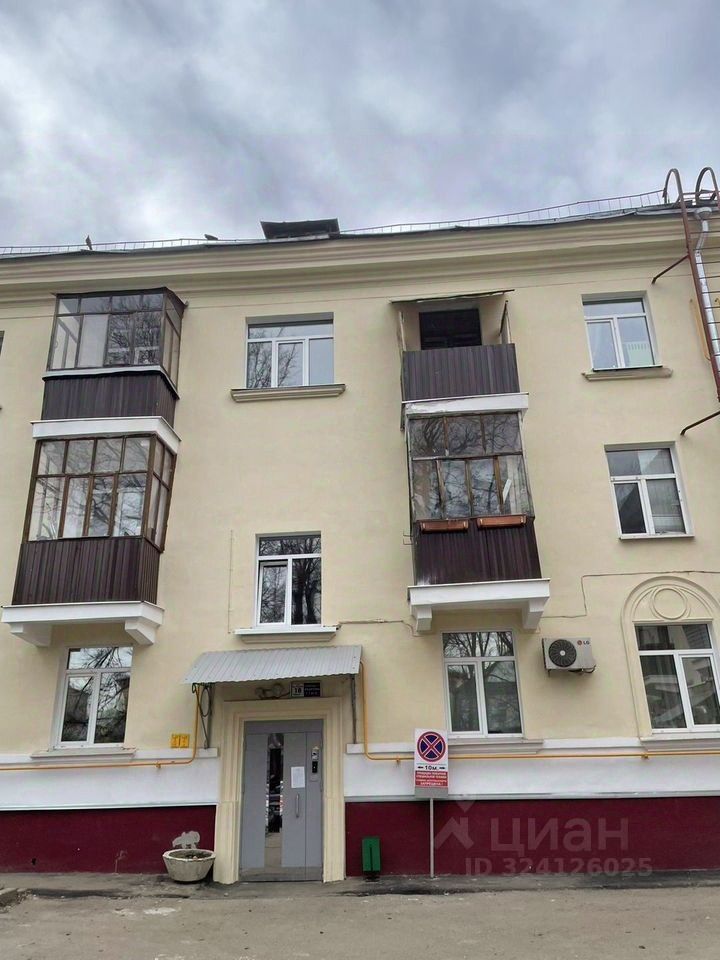 Продажа 3-комн квартиры на вторичном рынке улица Дмитрия Ульянова, 18К1