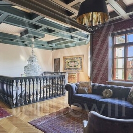 Продажа 5-комн квартиры на вторичном рынке ул Жуковского,  д. 5