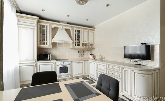 Продажа 3-комн квартиры на вторичном рынке ул Привольная,  д. 56