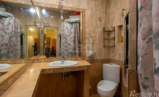 Продажа 2-комн квартиры на вторичном рынке Разночинная Б. ул,  д. 11