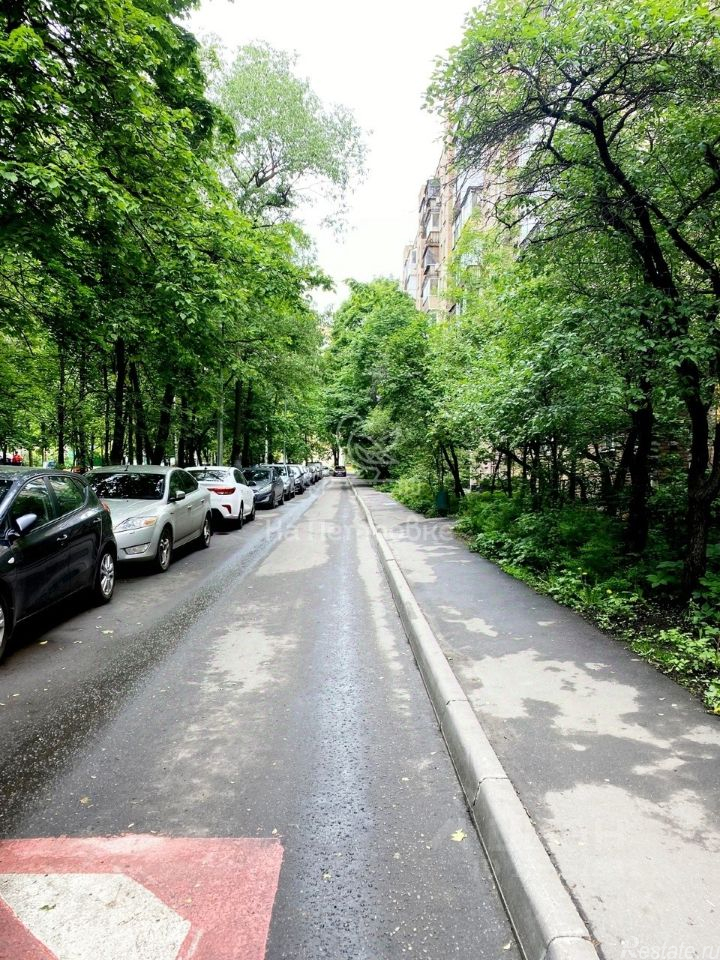 Продажа 1-комн квартиры на вторичном рынке Союзный проспект,  д. 24