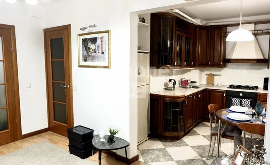 Продажа 2-комн квартиры на вторичном рынке улица Лескова