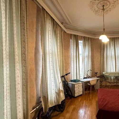 3-комн квартира улица Декабристов, 52