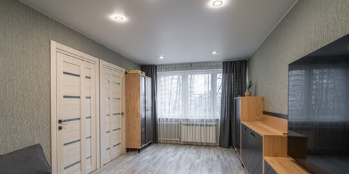 3-комн квартира Брянцева ул,  д. 6