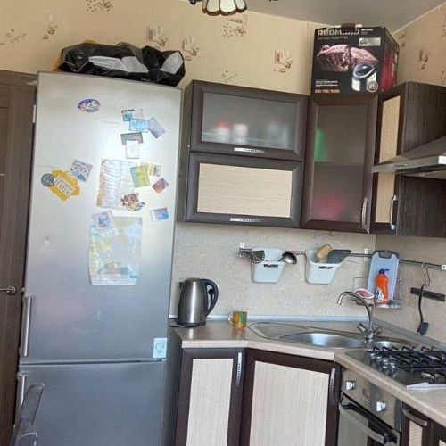 5-комн квартира пос. Сосново, улица Никитина, 6