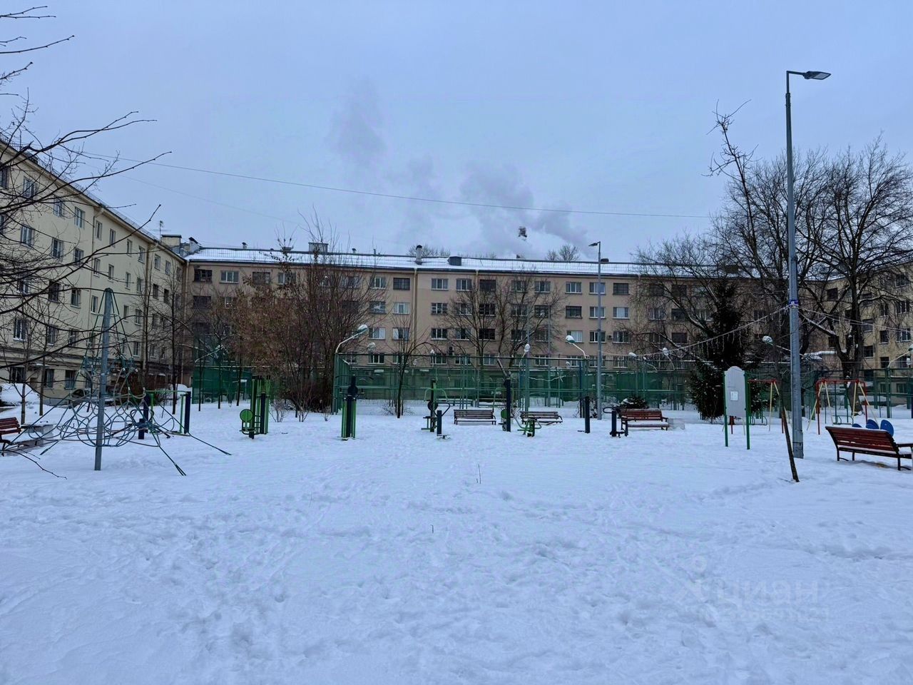 Продажа 2-комн квартиры на вторичном рынке улица Решетникова, 17К1