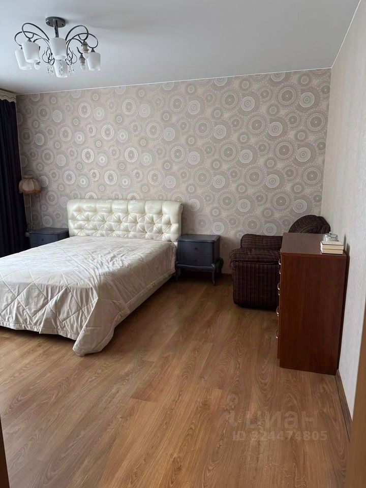 Продажа 2-комн квартиры на вторичном рынке улица Веденеева, 8к1