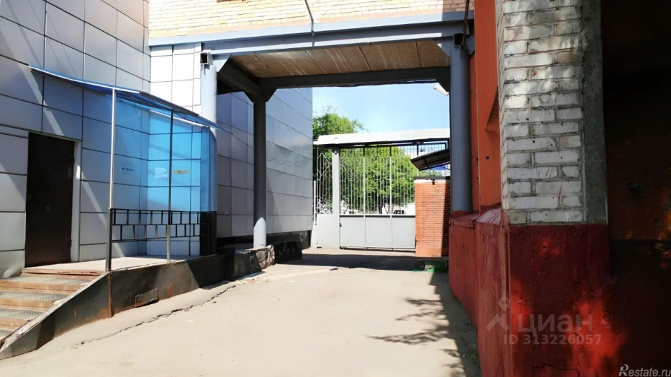 Продажа отдельного здания Котляковская улица,  д. 8