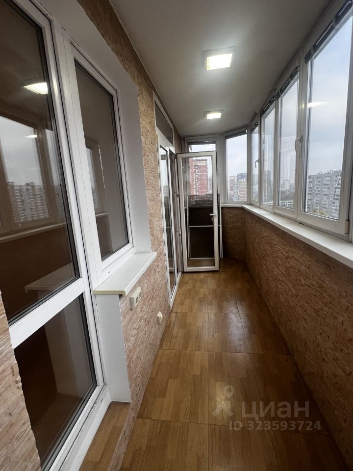 Продажа 4-комн квартиры на вторичном рынке Городок Б мкр, Люберцы, улица 3-е Почтовое Отделение, 61к1