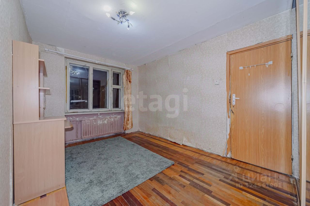 Продажа 2-комн квартиры на вторичном рынке Будапештская улица, 4