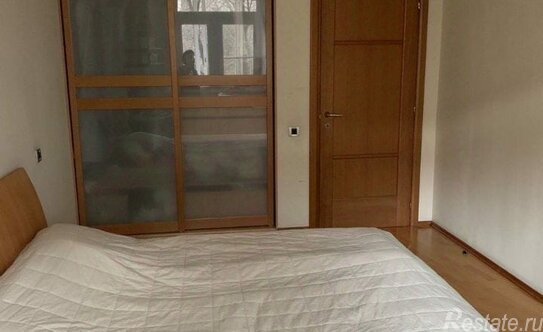 Продажа 3-комн квартиры на вторичном рынке Фрунзенская набережная,  д. 48