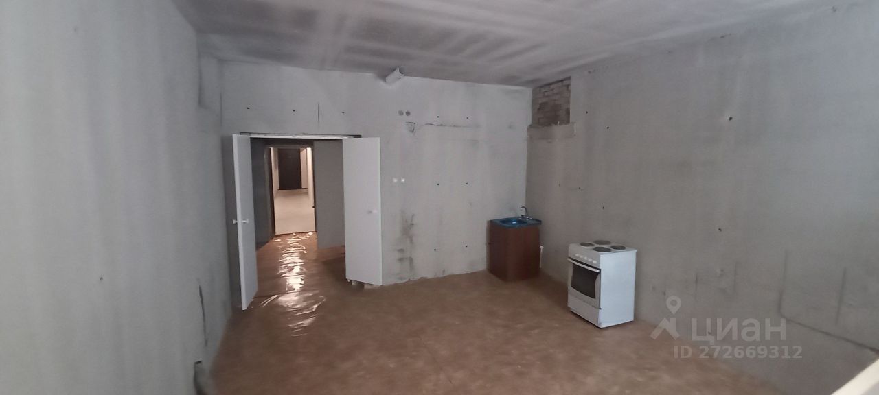 Продажа 5-комн квартиры на вторичном рынке улица Покрышкина, 3