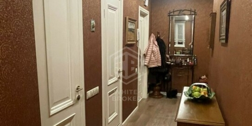 3-комн квартира Онежская улица,  д. 22