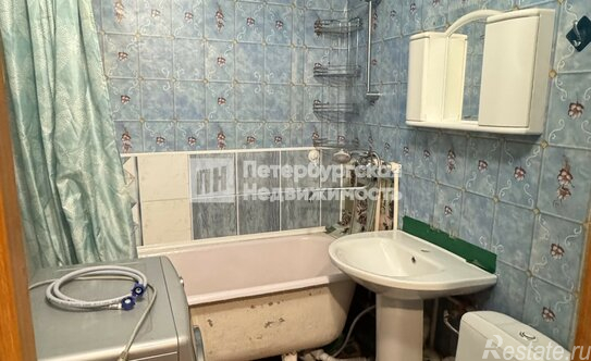 Продажа 2-комн квартиры на вторичном рынке Кириши, ул Пионерская,  д. 13