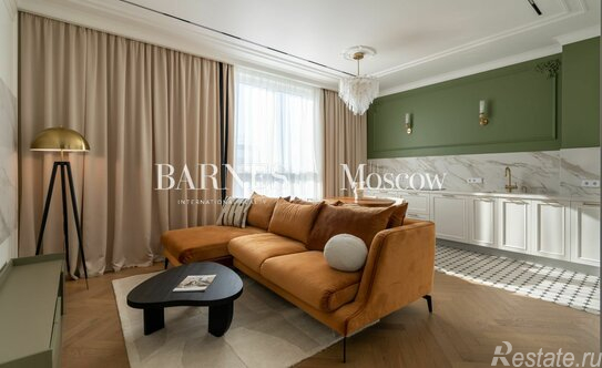 Продажа 3-комн квартиры на вторичном рынке Лодейнопольская улица,  д. 7