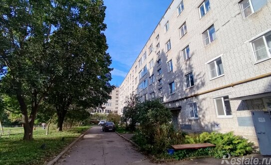 Продажа 3-комн квартиры на вторичном рынке Гатчина, ул Новоселов,  д. 7