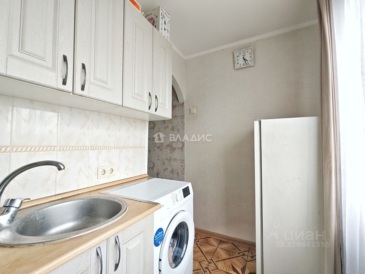 Продажа 2-комн квартиры на вторичном рынке Бронницы, Советская улица,  д. 137