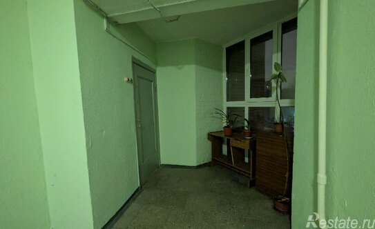 Продажа 1-комн квартиры на вторичном рынке Новогиреевская улица