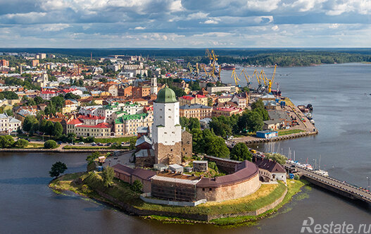 Продажа 2-комн квартиры на вторичном рынке Выборг, набережная Адмирала Чичагова