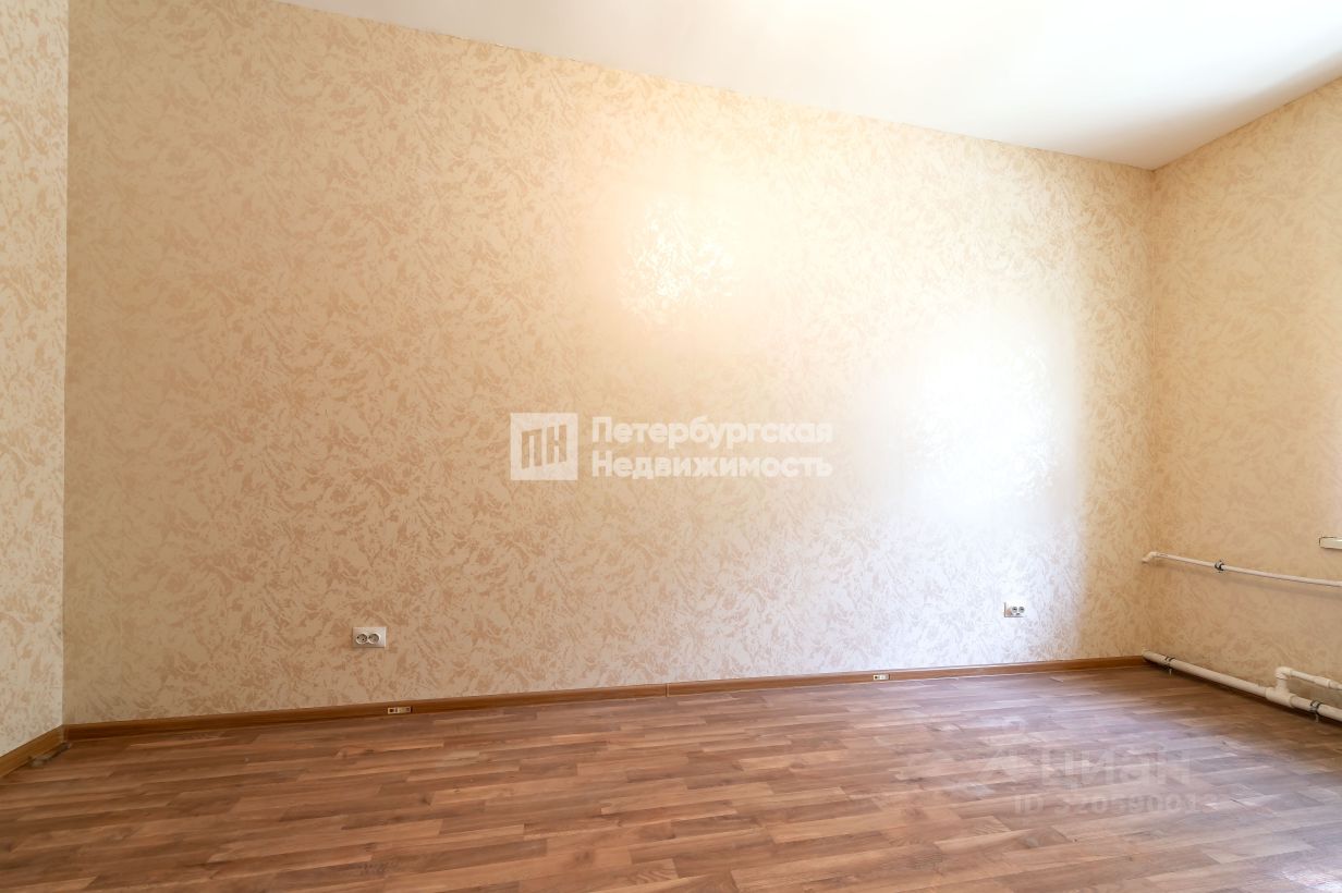 Продажа комнаты Бумажная улица, 22к2