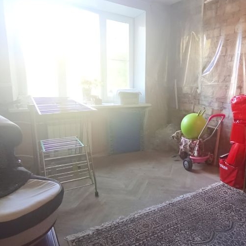 3-комн квартира Колпино, площадь Коммуны, 1/2