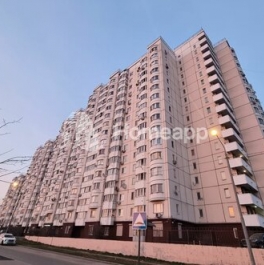 Продажа 2-комн квартиры на вторичном рынке Курганская улица,  д. 3