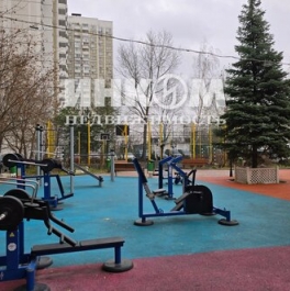 Продажа 3-комн квартиры на вторичном рынке Осенняя улица,  д. 14