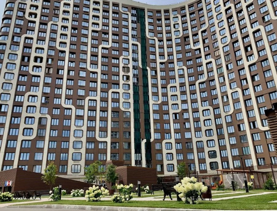 Продажа 3-комн квартиры на вторичном рынке улица Вавилова, 69А