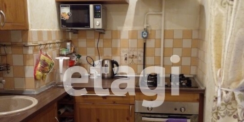 3-комн квартира улица Ярослава Гашека,  д. 11