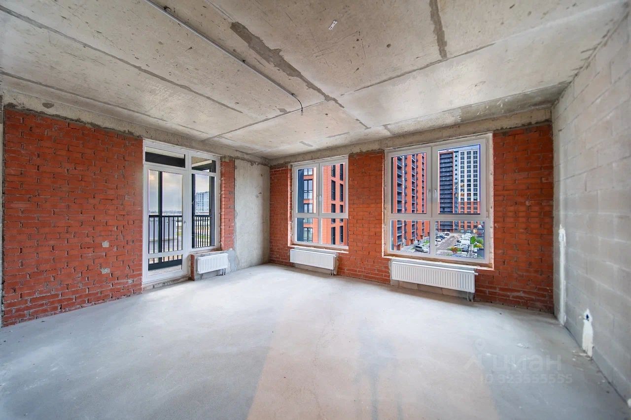 Продажа 2-комн квартиры на вторичном рынке улица Вадима Шефнера, 4