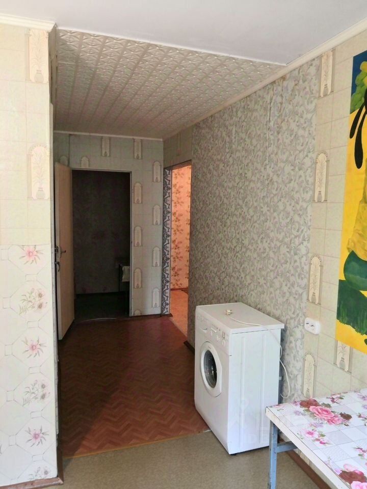Продажа 2-комн квартиры на вторичном рынке пос. Коробицыно, улица Центральная, 6