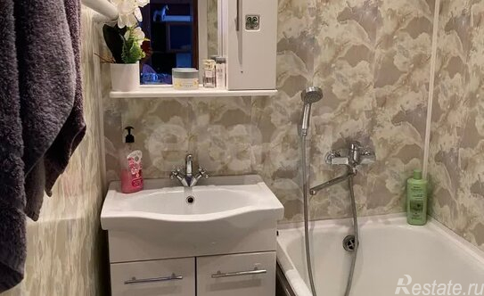 Продажа 2-комн квартиры на вторичном рынке улица Медиков,  д. 1/1 к3