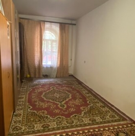 Продажа 2-комн квартиры на вторичном рынке Казанская улица,  д. 33/5