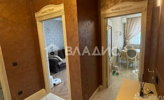 Продажа 2-комн квартиры на вторичном рынке Красногорск, Просторная улица,  д. 9