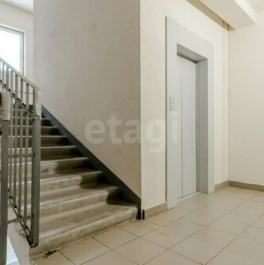 Продажа 3-комн квартиры на вторичном рынке Янино-1, ул Кольцевая,  д. 8,  к. 2