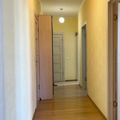 3-комн квартира пос. Бугры, бульвар Воронцовский, 11к1