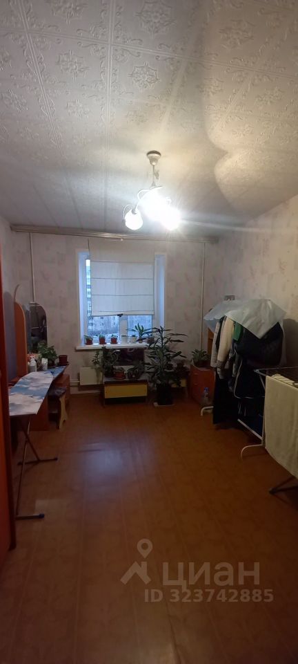 Продажа 3-комн квартиры на вторичном рынке 6-й мкр,  д. 20А