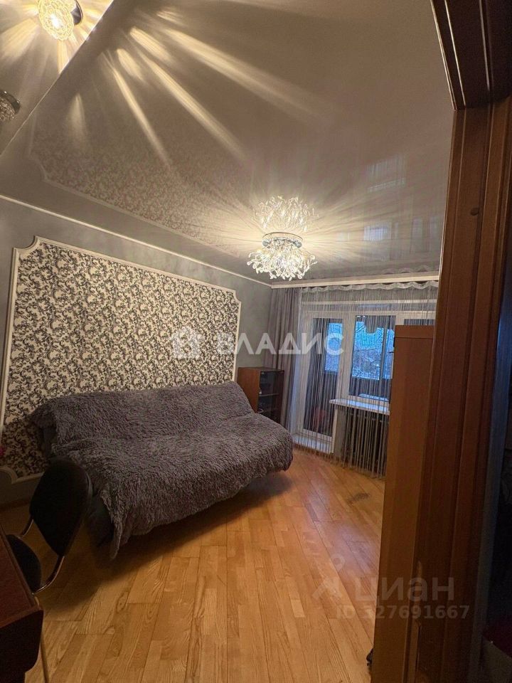 Продажа 3-комн квартиры на вторичном рынке Монино пгт, улица Комсомольская, 2