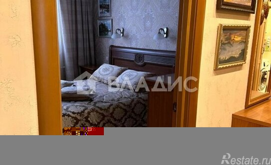 Продажа 2-комн квартиры на вторичном рынке улица Черняховского,  д. 8А