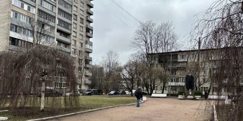 2-комн квартира проспект Славы,  д. 8