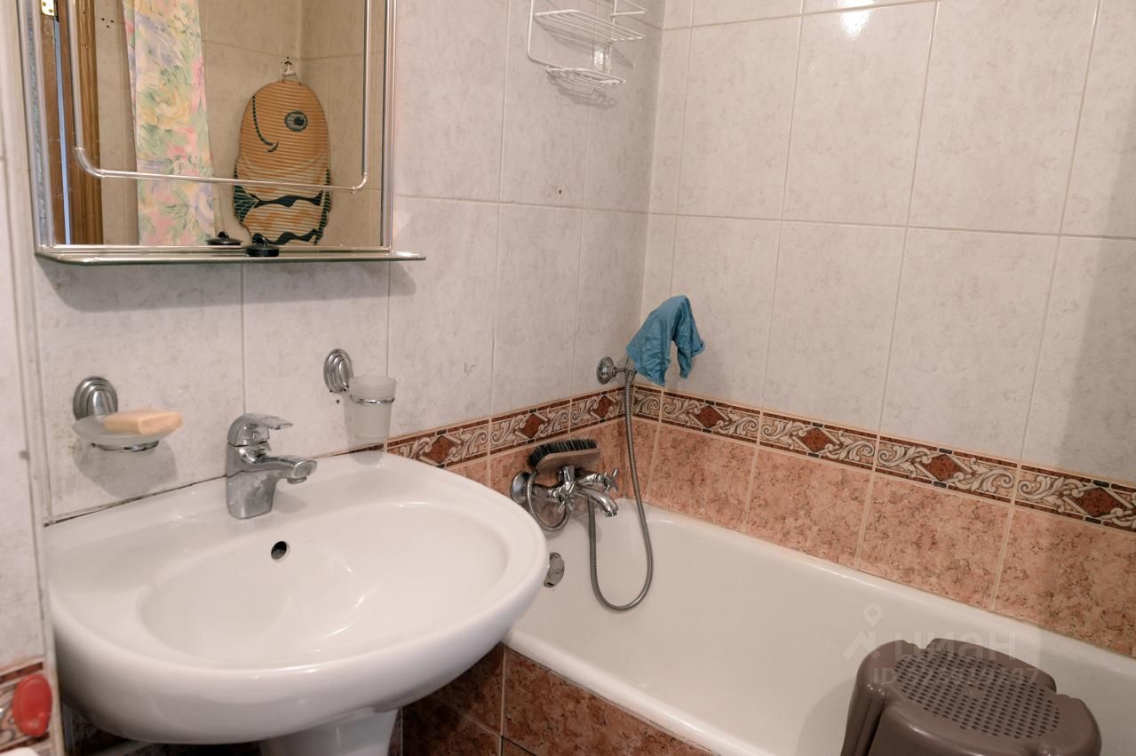 Аренда 2-комн квартиры на вторичном рынке Онежская улица, 57/34