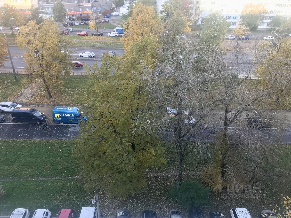 Продажа 3-комн квартиры на вторичном рынке Софийская улица, 37К1