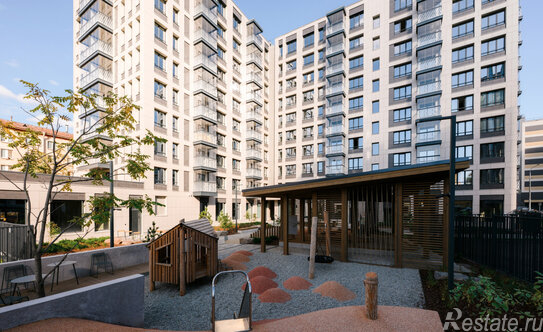 Продажа 2-комн квартиры на вторичном рынке Лисичанская улица,  д. 22 с1