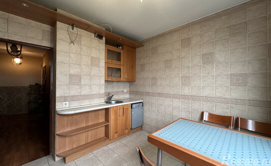 Продажа 3-комн квартиры на вторичном рынке Батайский проезд,  д. 5