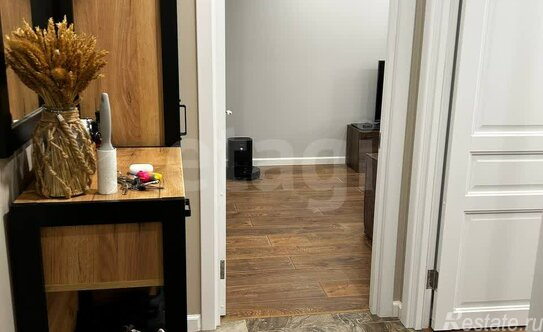 Продажа 2-комн квартиры на вторичном рынке Челябинская улица,  д. 27 к2