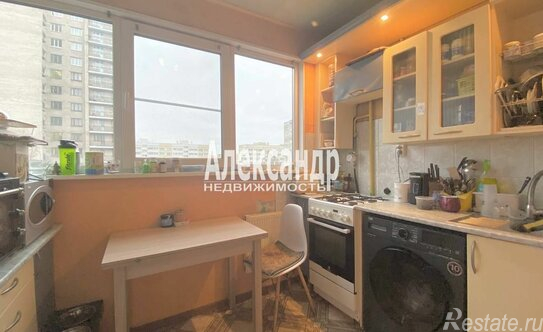 Продажа 3-комн квартиры на вторичном рынке ул Морской Пехоты,  д. 8,  к. 1