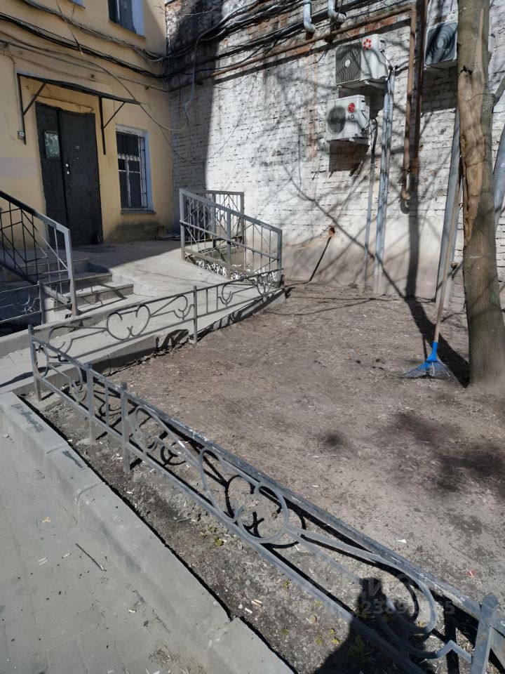 Продажа 2-комн квартиры на вторичном рынке Боровая улица, 6