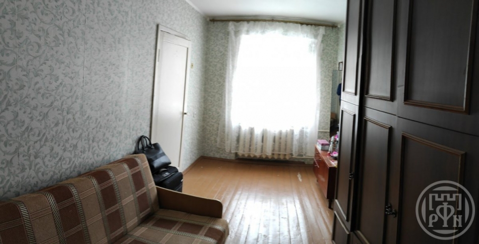 Продажа 2-комн квартиры на вторичном рынке Павловск г., Конюшенная ул. ,  д. 15А