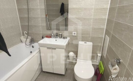 Продажа 2-комн квартиры на вторичном рынке Бугры, ул Шекспира,  д. 5